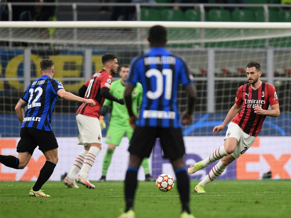 【意大利杯】约维奇双响炮，AC米兰3-0完胜国米挺进决赛